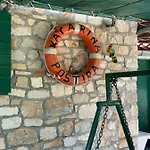 House Ivica פוסטיר