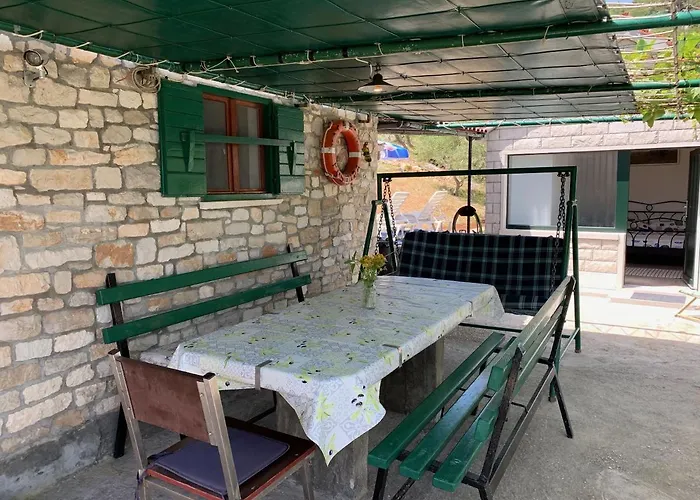 House Ivica * Postira